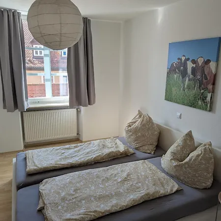 Spacious In Schwabach's Downtown Apartmán *