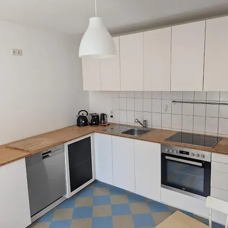 Spacious In Schwabach's Downtown דירה שוואבאך